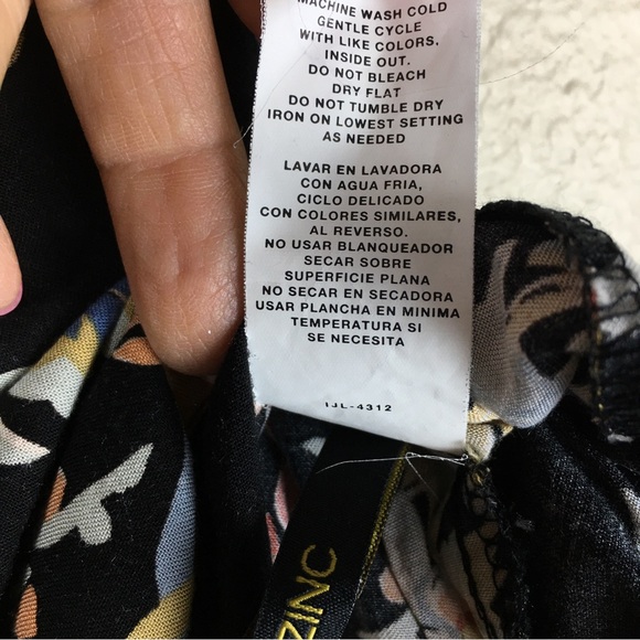 i Jeans by Buffalo Floral Double Slit Maxi Skirt Black Peach Blue Size M - Picture 6 of 8